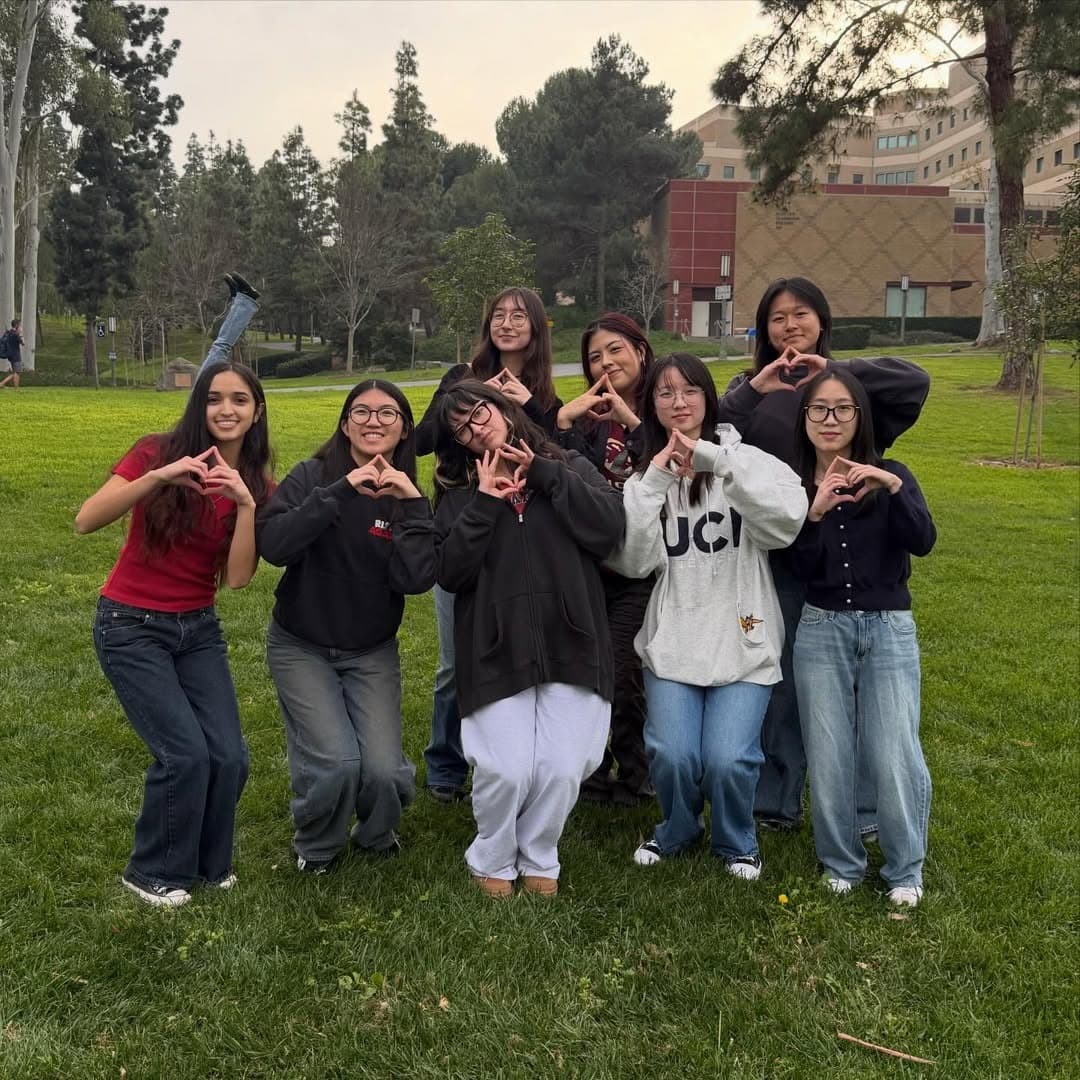 Cherry mentorship fam in Aldrich Park